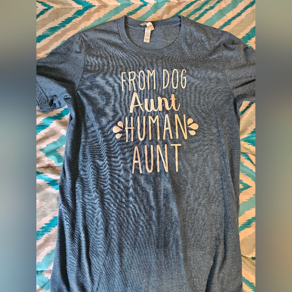 Blue Graphic Tee From Dog Aunt To Human Aunt, Size Medium